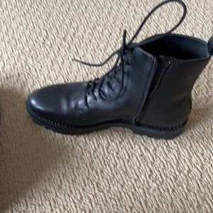 Vince water repellent boots